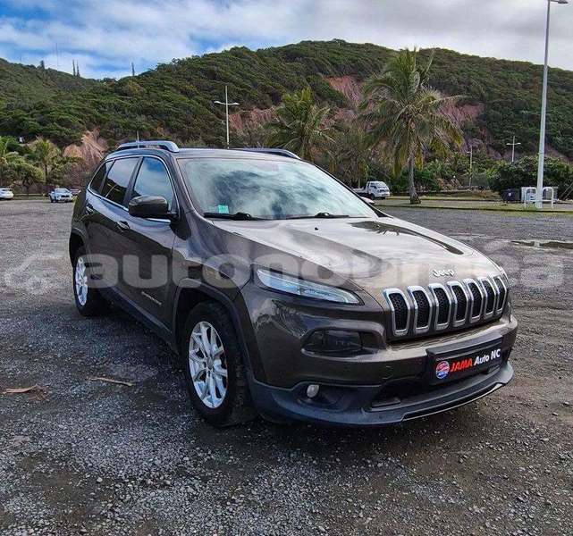Big with watermark jeep cherokee sud noumea 5224