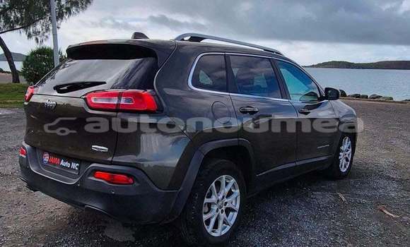 Acheter Occasion Voiture Jeep Cherokee Marron à Noumea, Sud Acheter Occasion Voiture Jeep Cherokee Marron à Noumea, Sud