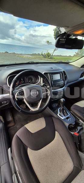 Big with watermark jeep cherokee sud noumea 5224