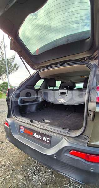 Big with watermark jeep cherokee sud noumea 5224