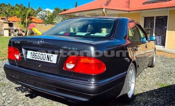 Buy Used Mercedes-Benz E-klasse AMG Brown Car in Noumea in Sud Buy Used Mercedes-Benz E-klasse AMG Brown Car in Noumea in Sud