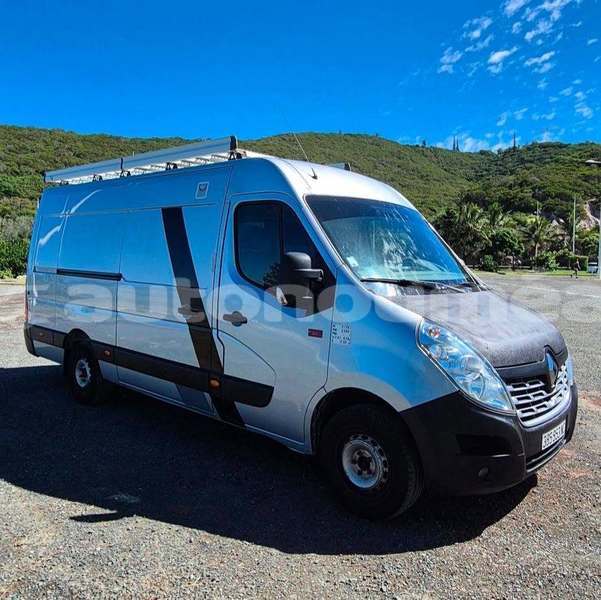 Big with watermark renault master sud noumea 5229