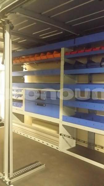 Big with watermark renault master sud noumea 5229