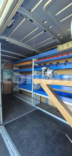 Big with watermark renault master sud noumea 5229