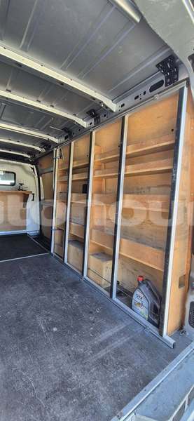 Big with watermark renault master sud noumea 5229