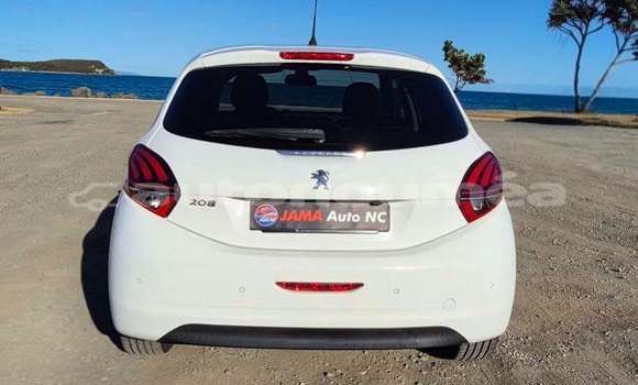 Buy Used Peugeot 208 White Car in Noumea in Sud Buy Used Peugeot 208 White Car in Noumea in Sud
