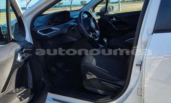 Buy Used Peugeot 208 White Car in Noumea in Sud Buy Used Peugeot 208 White Car in Noumea in Sud