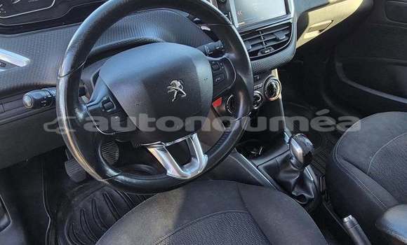 Buy Used Peugeot 208 White Car in Noumea in Sud Buy Used Peugeot 208 White Car in Noumea in Sud