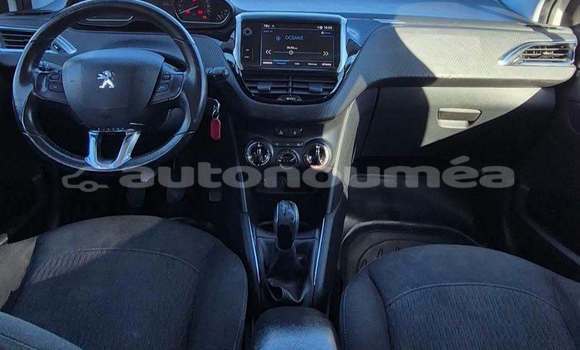 Buy Used Peugeot 208 White Car in Noumea in Sud Buy Used Peugeot 208 White Car in Noumea in Sud