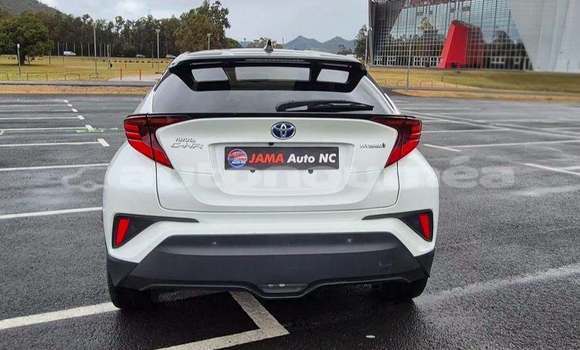 Acheter Occasion Voiture Toyota C-HR Blanc à Noumea, Sud Acheter Occasion Voiture Toyota C-HR Blanc à Noumea, Sud