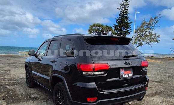 Buy Used Jeep Grand Cherokee Black Car in Noumea in Sud Buy Used Jeep Grand Cherokee Black Car in Noumea in Sud