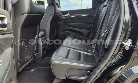 Buy Used Jeep Grand Cherokee Black Car in Noumea in Sud Buy Used Jeep Grand Cherokee Black Car in Noumea in Sud