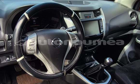 Buy Used Nissan NP 300 Silver Car in Noumea in Sud Buy Used Nissan NP 300 Silver Car in Noumea in Sud