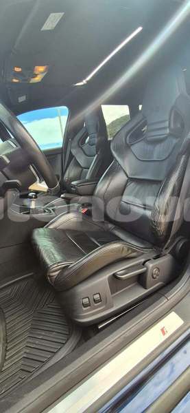 Big with watermark audi rs4 sud noumea 5239
