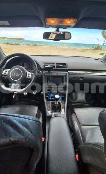 Big with watermark audi rs4 sud noumea 5239