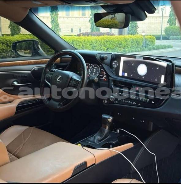 Big with watermark lexus es sud noumea 5243