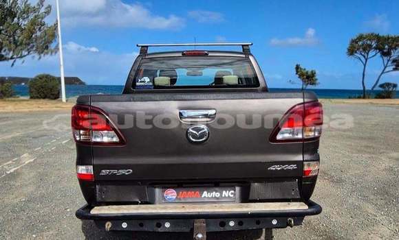 Acheter Occasion Voiture Mazda BT50 Marron à Noumea, Sud Acheter Occasion Voiture Mazda BT50 Marron à Noumea, Sud