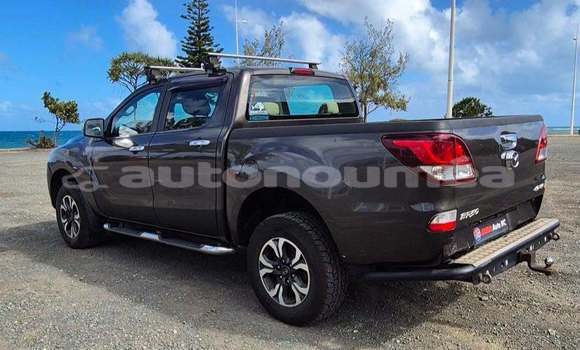 Acheter Occasion Voiture Mazda BT50 Marron à Noumea, Sud Acheter Occasion Voiture Mazda BT50 Marron à Noumea, Sud