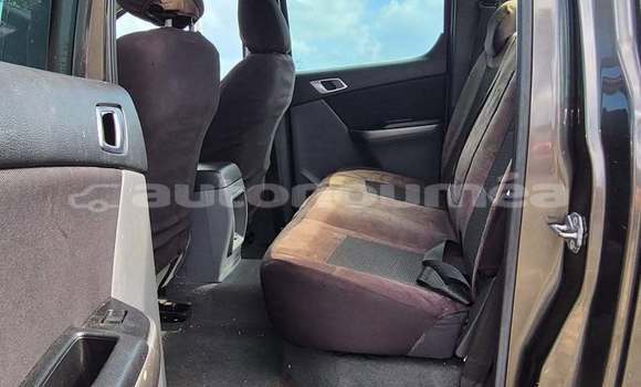 Acheter Occasion Voiture Mazda BT50 Marron à Noumea, Sud Acheter Occasion Voiture Mazda BT50 Marron à Noumea, Sud
