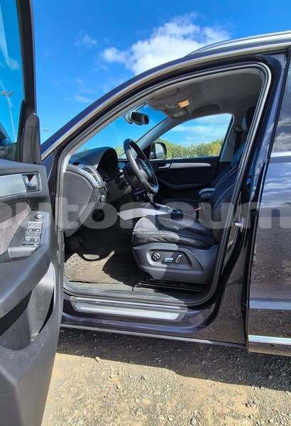 Big with watermark audi q5 sud noumea 5247
