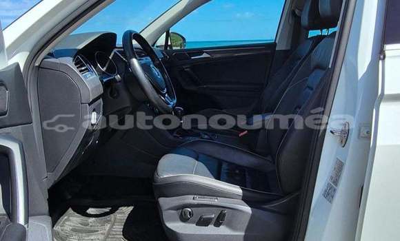 Acheter Occasion Voiture Volkswagen Tiguan Blanc à Noumea, Sud Acheter Occasion Voiture Volkswagen Tiguan Blanc à Noumea, Sud