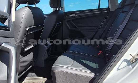 Acheter Occasion Voiture Volkswagen Tiguan Blanc à Noumea, Sud Acheter Occasion Voiture Volkswagen Tiguan Blanc à Noumea, Sud