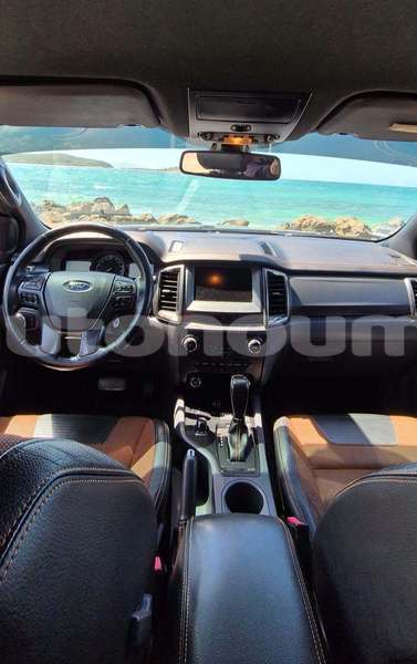 Big with watermark ford ranger sud noumea 5249
