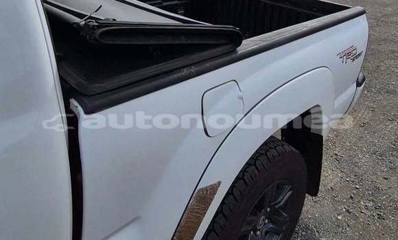 Acheter Occasion Voiture Toyota Tacoma Blanc à Noumea, Sud Acheter Occasion Voiture Toyota Tacoma Blanc à Noumea, Sud