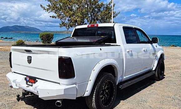 Acheter Occasion Voiture Dodge RAM Blanc à Noumea, Sud Acheter Occasion Voiture Dodge RAM Blanc à Noumea, Sud