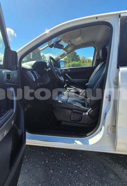 Big with watermark ford ranger sud noumea 5269