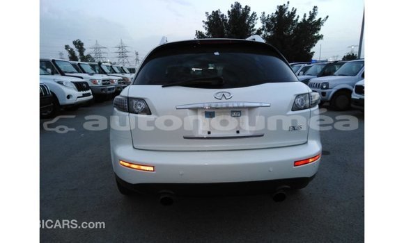 Buy Import Infiniti FX White Car in Import - Dubai in Iles Buy Import Infiniti FX White Car in Import - Dubai in Iles