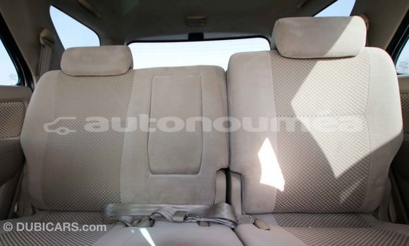 Acheter Import Voiture Toyota Fortuner Blanc à Import - Dubai, Iles Acheter Import Voiture Toyota Fortuner Blanc à Import - Dubai, Iles