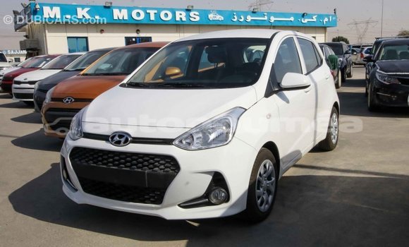 Buy Import Hyundai i10 White Car in Import - Dubai in Iles Buy Import Hyundai i10 White Car in Import - Dubai in Iles