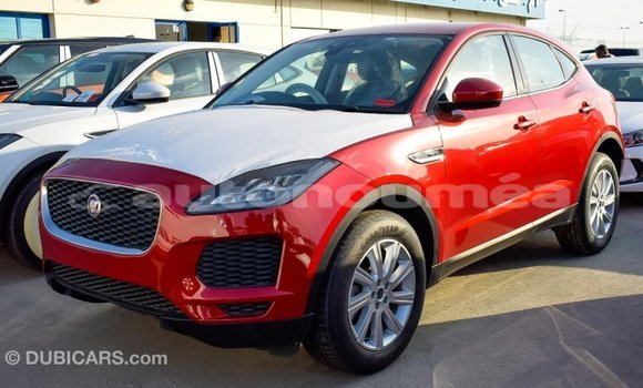 Acheter Import Voiture Jaguar E-Pace Rouge à Import - Dubai, Iles Acheter Import Voiture Jaguar E-Pace Rouge à Import - Dubai, Iles