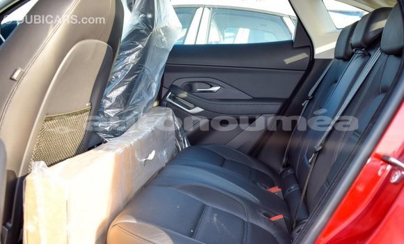 Acheter Import Voiture Jaguar E-Pace Rouge à Import - Dubai, Iles Acheter Import Voiture Jaguar E-Pace Rouge à Import - Dubai, Iles