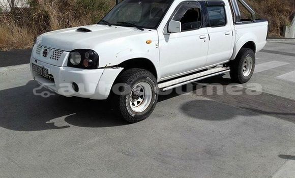 Buy Used Nissan Navara Other Car in Moindou in Sud