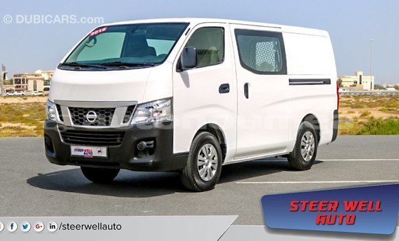 Acheter Import Voiture Nissan Urvan Blanc à Import - Dubai, Iles Acheter Import Voiture Nissan Urvan Blanc à Import - Dubai, Iles