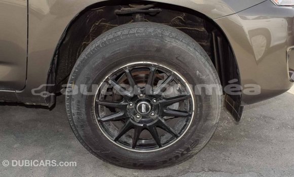 Acheter Import Utilitaire Toyota HiAce Autre à Import - Dubai, Iles Acheter Import Utilitaire Toyota HiAce Autre à Import - Dubai, Iles