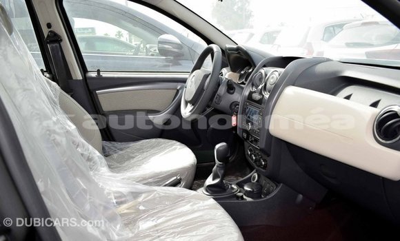 Acheter Import Voiture Renault Duster Noir à Import - Dubai, Iles Acheter Import Voiture Renault Duster Noir à Import - Dubai, Iles