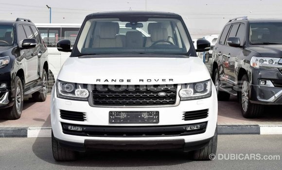 Acheter Import Voiture Land Rover Range Rover Blanc à Import - Dubai, Iles Acheter Import Voiture Land Rover Range Rover Blanc à Import - Dubai, Iles