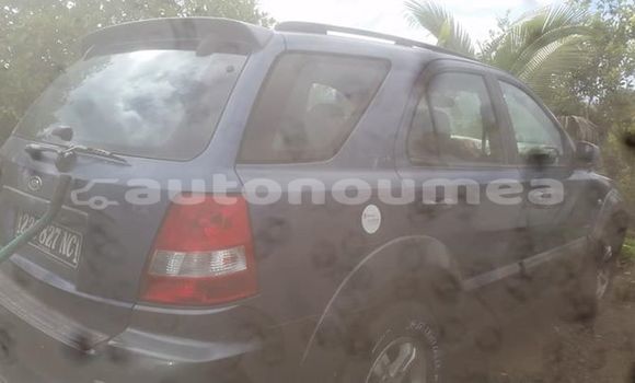 Buy Used Kia Sorrento Other Car in La Foa in Sud