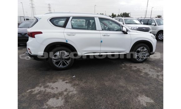 Buy Import Hyundai Santa Fe White Car in Import - Dubai in Iles Buy Import Hyundai Santa Fe White Car in Import - Dubai in Iles