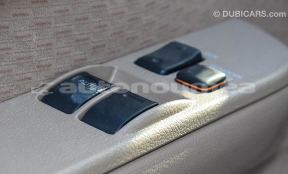 Buy Import Toyota Land Cruiser Beige Car in Import - Dubai in Iles Buy Import Toyota Land Cruiser Beige Car in Import - Dubai in Iles