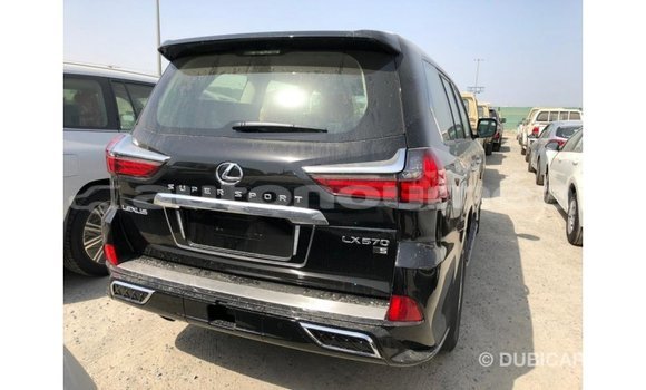 Acheter Import Voiture Lexus LX Noir à Import - Dubai, Iles Acheter Import Voiture Lexus LX Noir à Import - Dubai, Iles