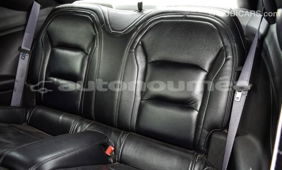 Acheter Import Voiture Chevrolet Camaro Rouge à Import - Dubai, Iles Acheter Import Voiture Chevrolet Camaro Rouge à Import - Dubai, Iles