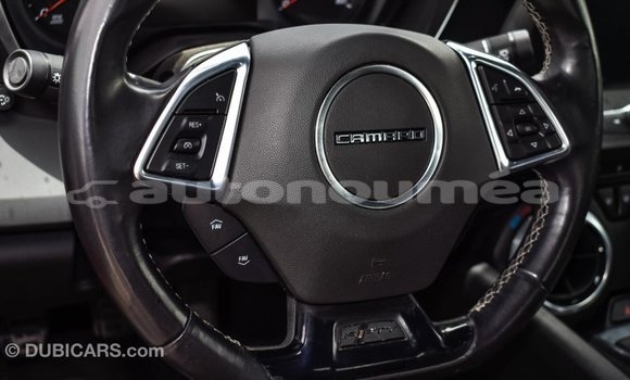 Acheter Import Voiture Chevrolet Camaro Rouge à Import - Dubai, Iles Acheter Import Voiture Chevrolet Camaro Rouge à Import - Dubai, Iles