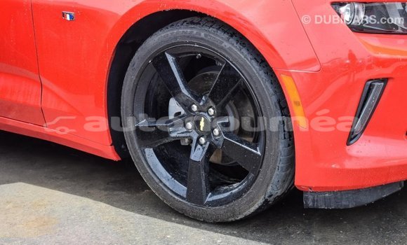 Acheter Import Voiture Chevrolet Camaro Rouge à Import - Dubai, Iles Acheter Import Voiture Chevrolet Camaro Rouge à Import - Dubai, Iles