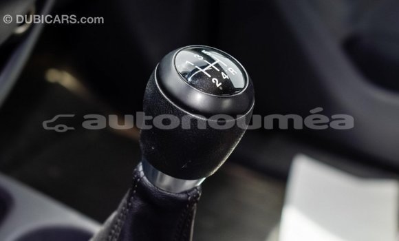 Acheter Import Voiture Ford Ranger Blanc à Import - Dubai, Iles Acheter Import Voiture Ford Ranger Blanc à Import - Dubai, Iles