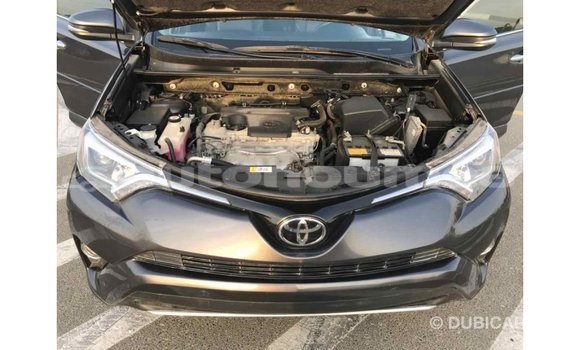 Acheter Import Utilitaire Toyota HiAce Noir à Import - Dubai, Iles Acheter Import Utilitaire Toyota HiAce Noir à Import - Dubai, Iles