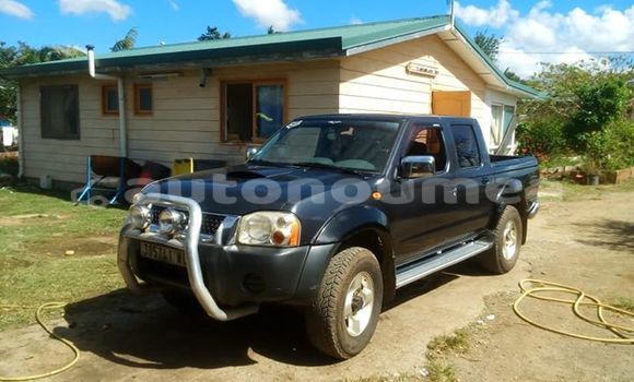 Buy Used Nissan Navara Other Car in Noumea in Sud